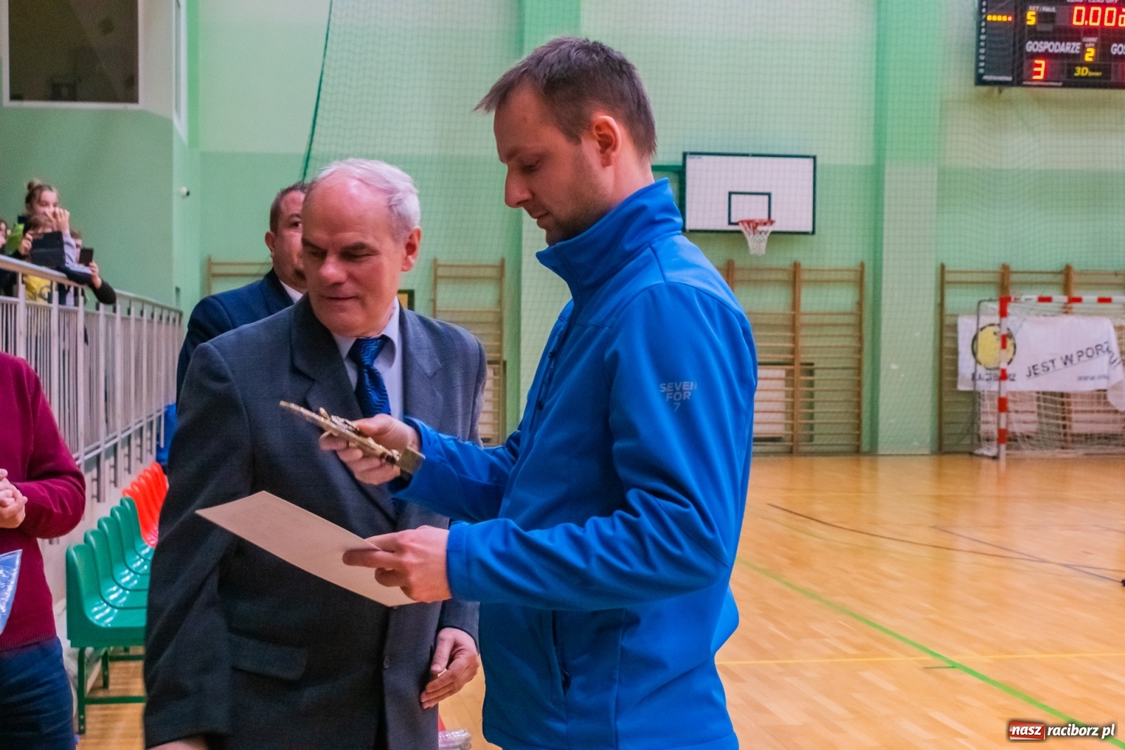 Zdjęcie w galerii na portalu naszraciborz.pl: HLPN. XIX edycja rozgrywek futsalu za nami [FOTO i WIDEO] wiadomości z regionu