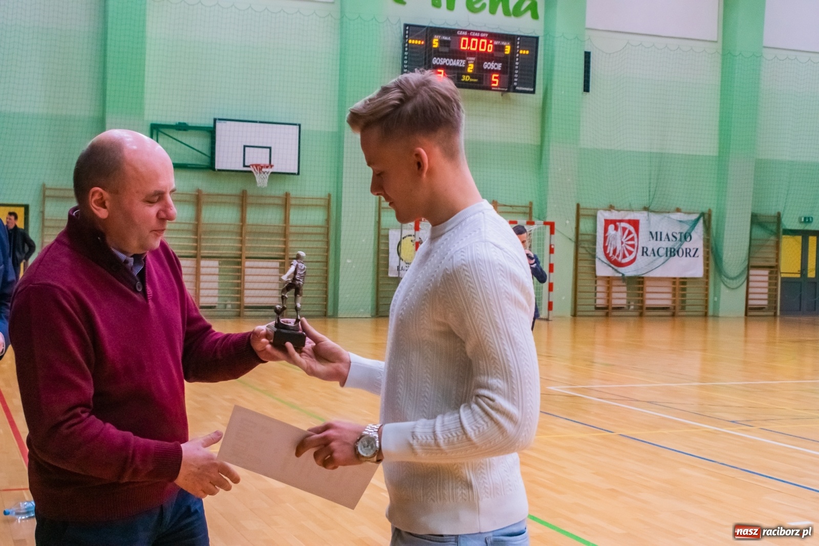 Zdjęcie w galerii na portalu naszraciborz.pl: HLPN. XIX edycja rozgrywek futsalu za nami [FOTO i WIDEO] wiadomości z regionu