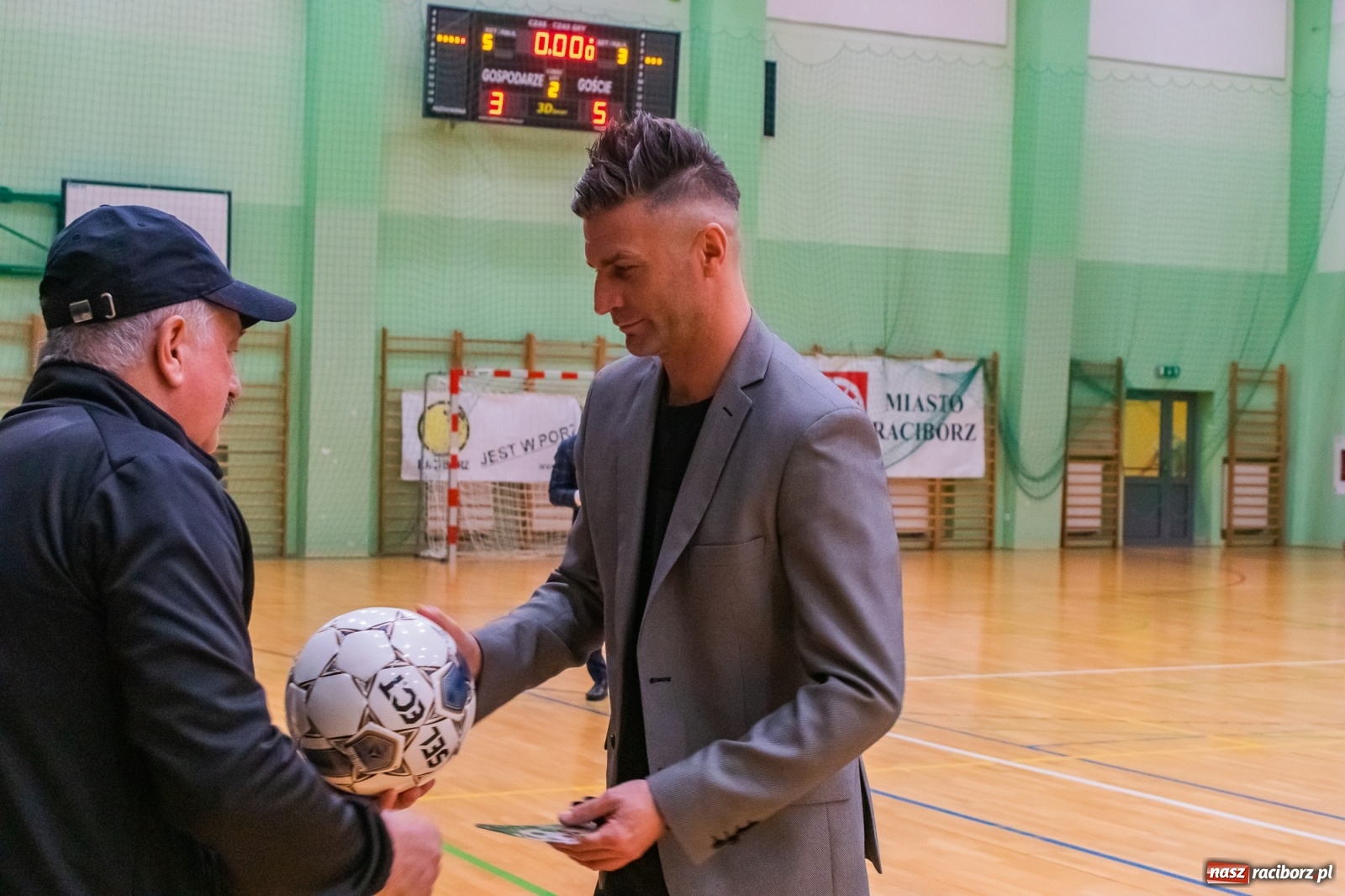 Zdjęcie w galerii na portalu naszraciborz.pl: HLPN. XIX edycja rozgrywek futsalu za nami [FOTO i WIDEO] wiadomości z regionu