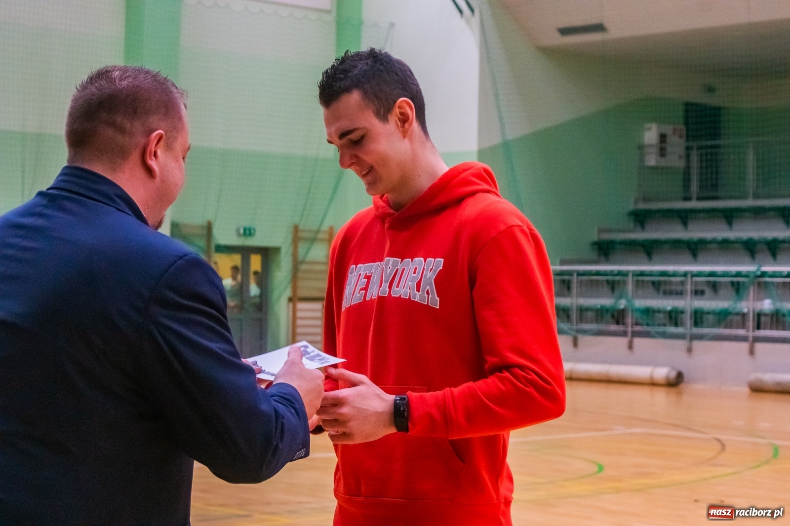 Zdjęcie w galerii na portalu naszraciborz.pl: HLPN. XIX edycja rozgrywek futsalu za nami [FOTO i WIDEO] wiadomości z regionu