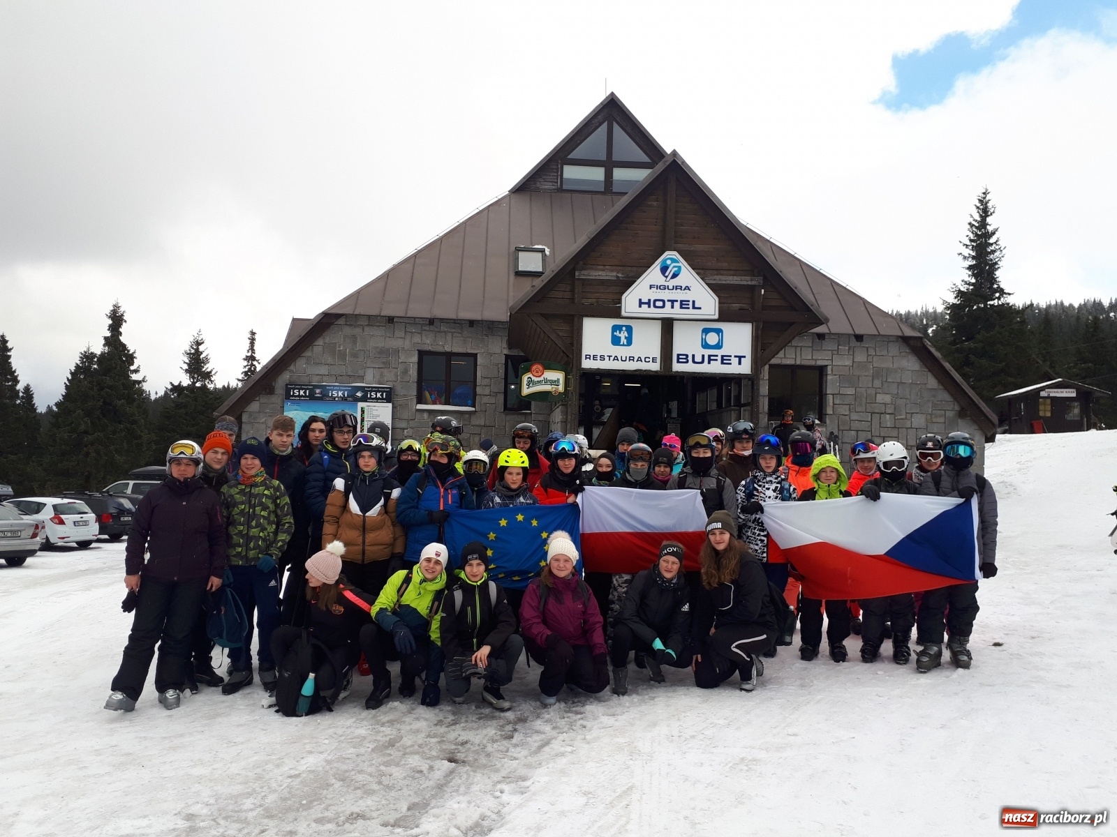 Zdjęcie w galerii na portalu naszraciborz.pl: Uczniowie z Grzegorzowic zaprosili Czechów na wspólne szusowanie wiadomości z regionu