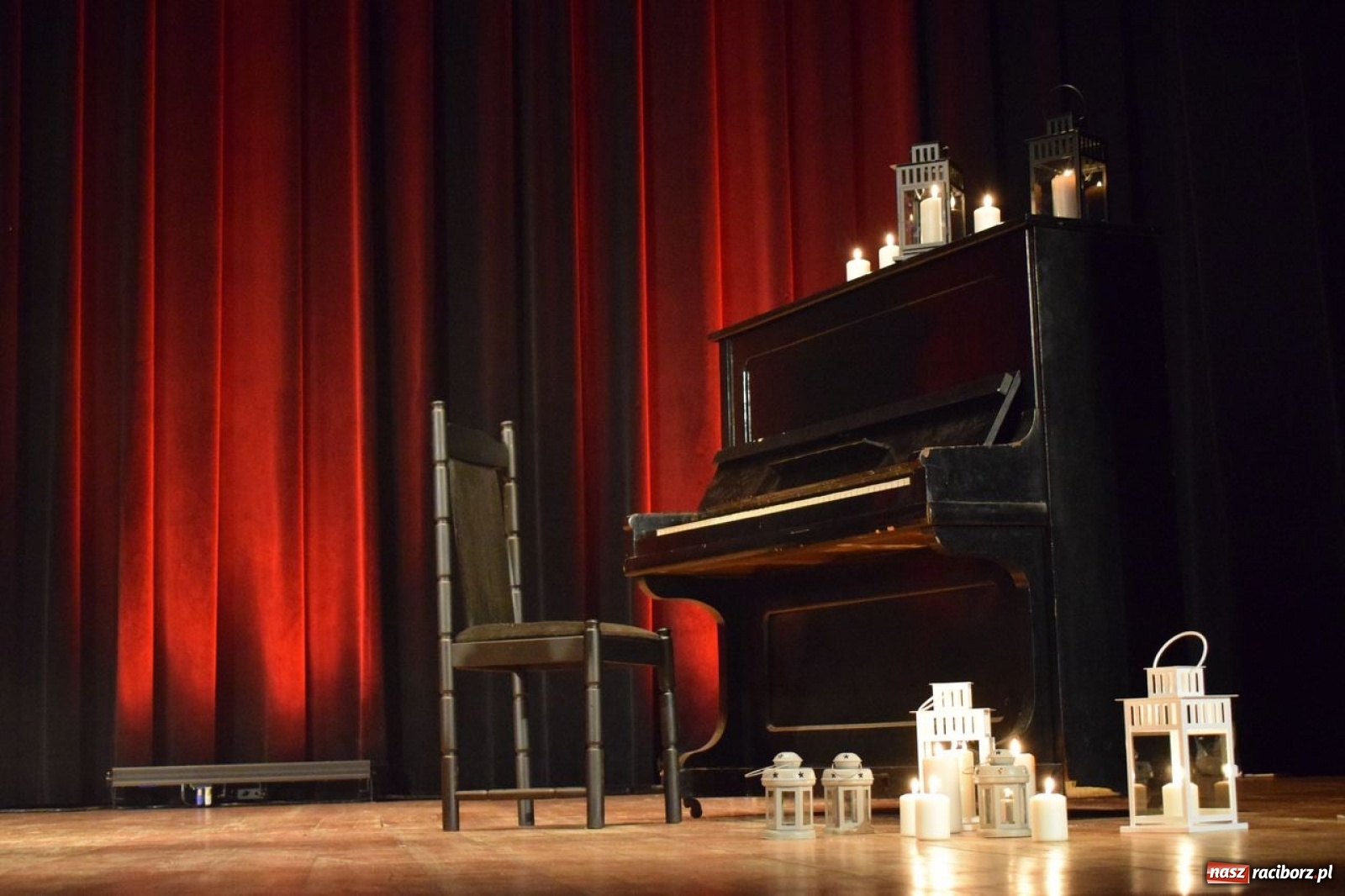 Zdjęcie w galerii na portalu naszraciborz.pl: Młodzi artyści koncertowali w Kuźni Kultury wiadomości z regionu