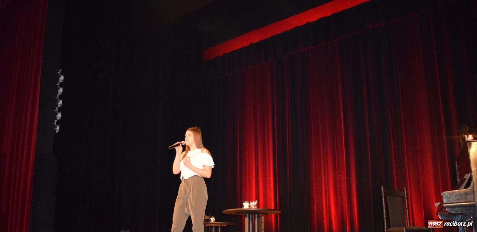 Zdjęcie w galerii na portalu naszraciborz.pl: Młodzi artyści koncertowali w Kuźni Kultury wiadomości z regionu