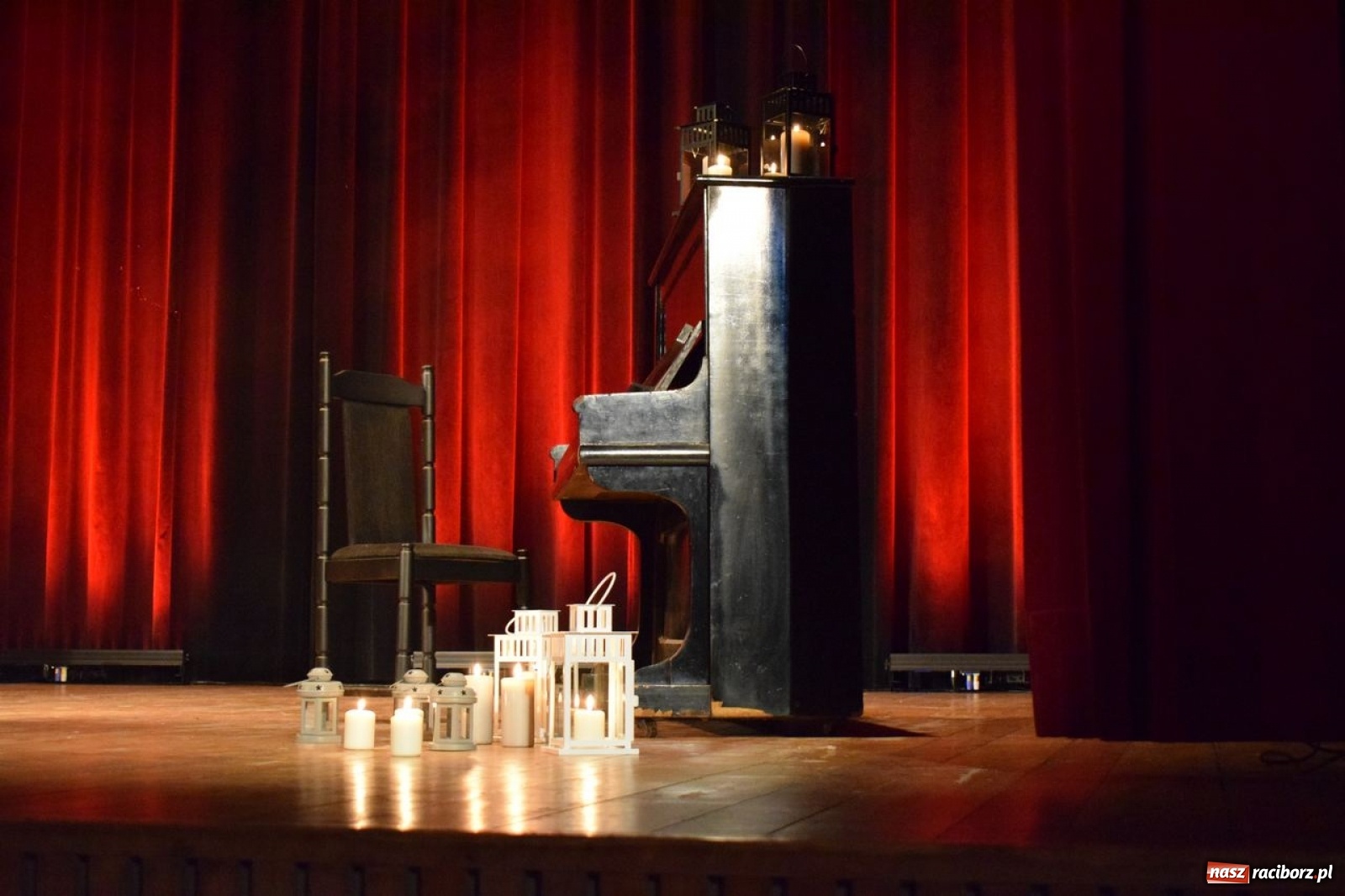 Zdjęcie w galerii na portalu naszraciborz.pl: Młodzi artyści koncertowali w Kuźni Kultury wiadomości z regionu