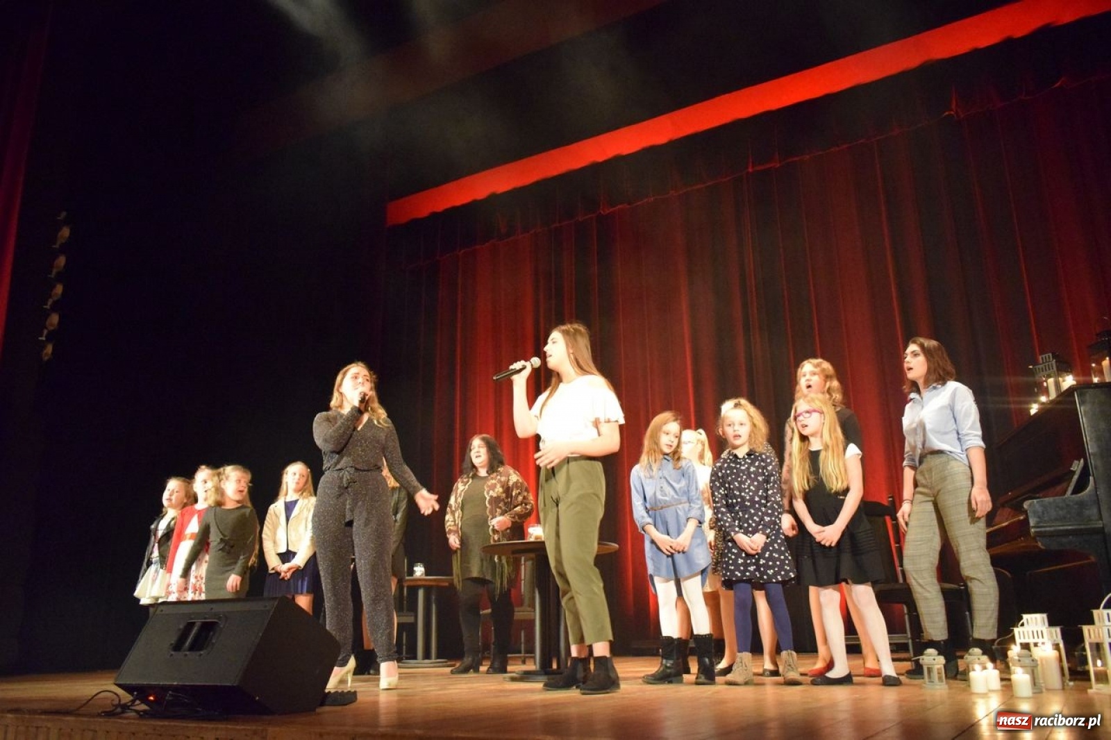 Zdjęcie w galerii na portalu naszraciborz.pl: Młodzi artyści koncertowali w Kuźni Kultury wiadomości z regionu