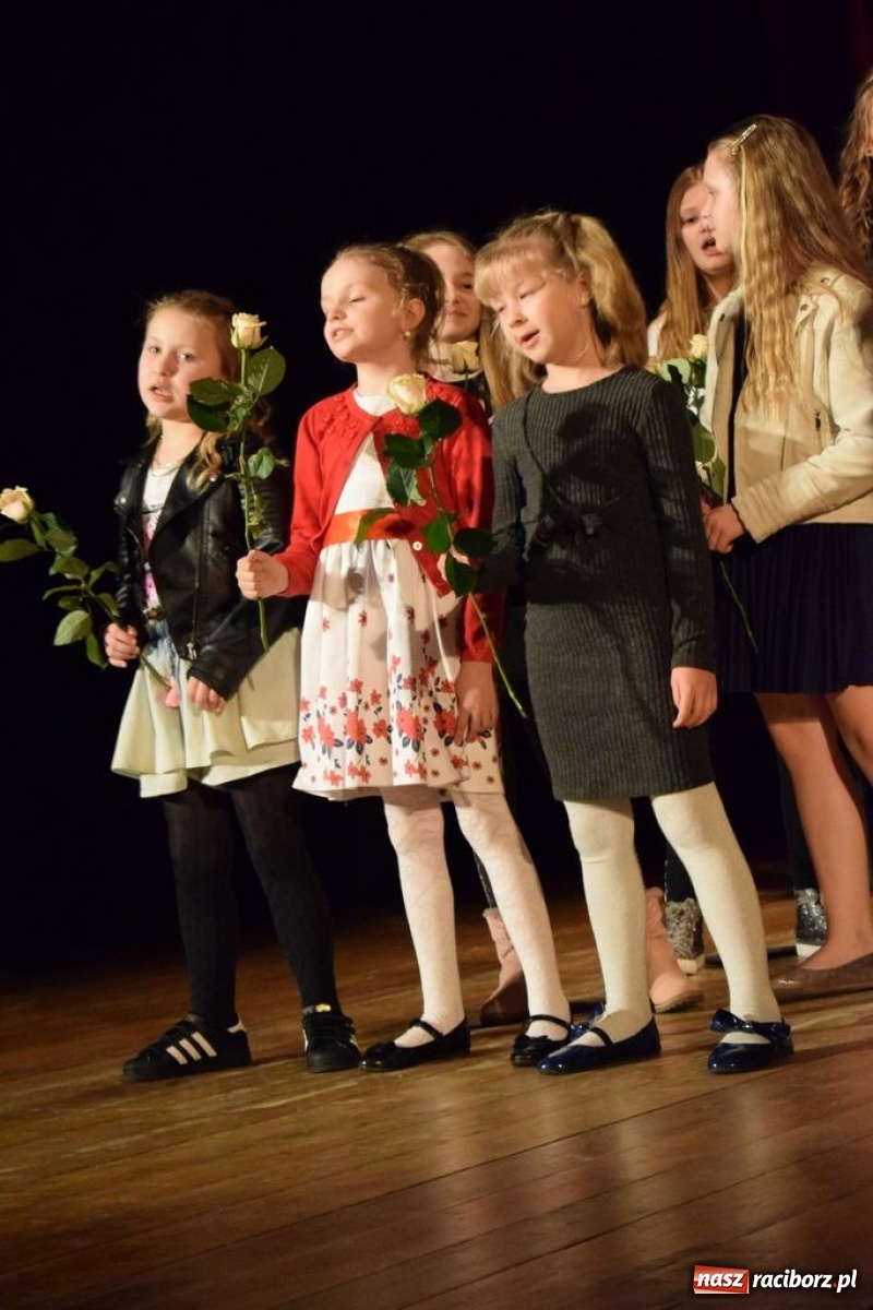 Zdjęcie w galerii na portalu naszraciborz.pl: Młodzi artyści koncertowali w Kuźni Kultury wiadomości z regionu