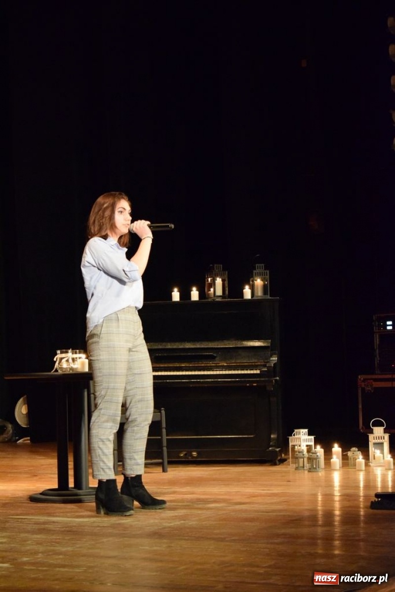 Zdjęcie w galerii na portalu naszraciborz.pl: Młodzi artyści koncertowali w Kuźni Kultury wiadomości z regionu