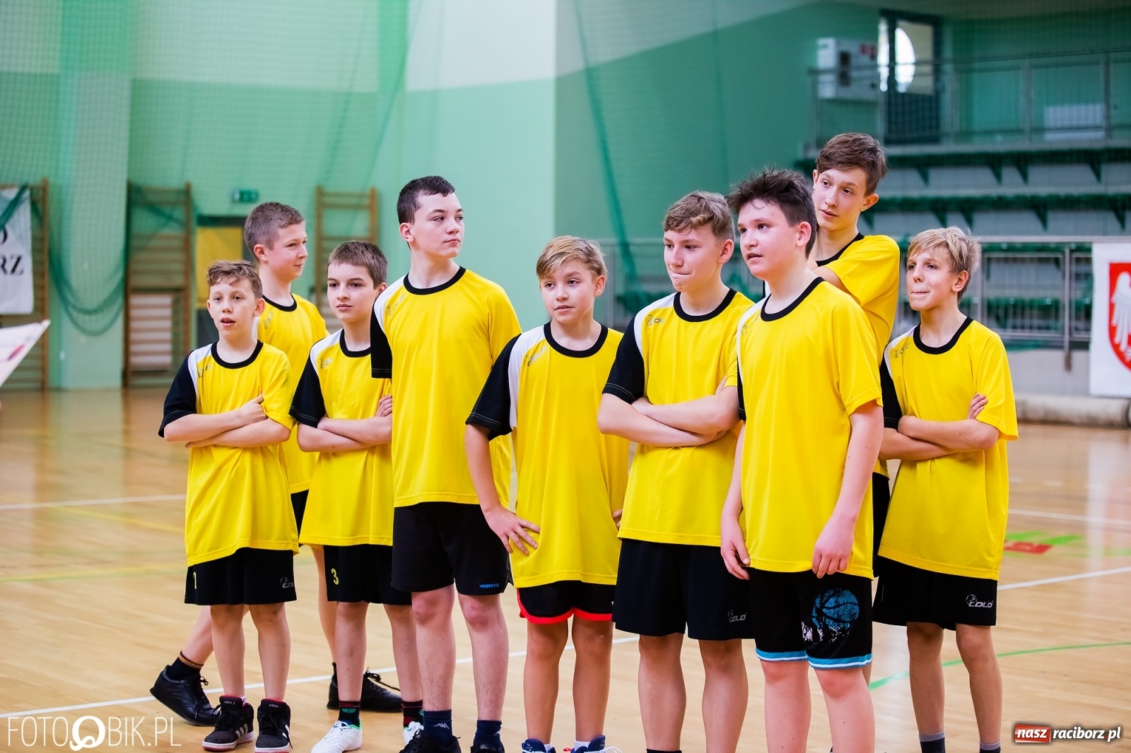 Zdjęcie w galerii na portalu naszraciborz.pl: Mini koszykówka chłopców szkół podstawowych wiadomości z regionu