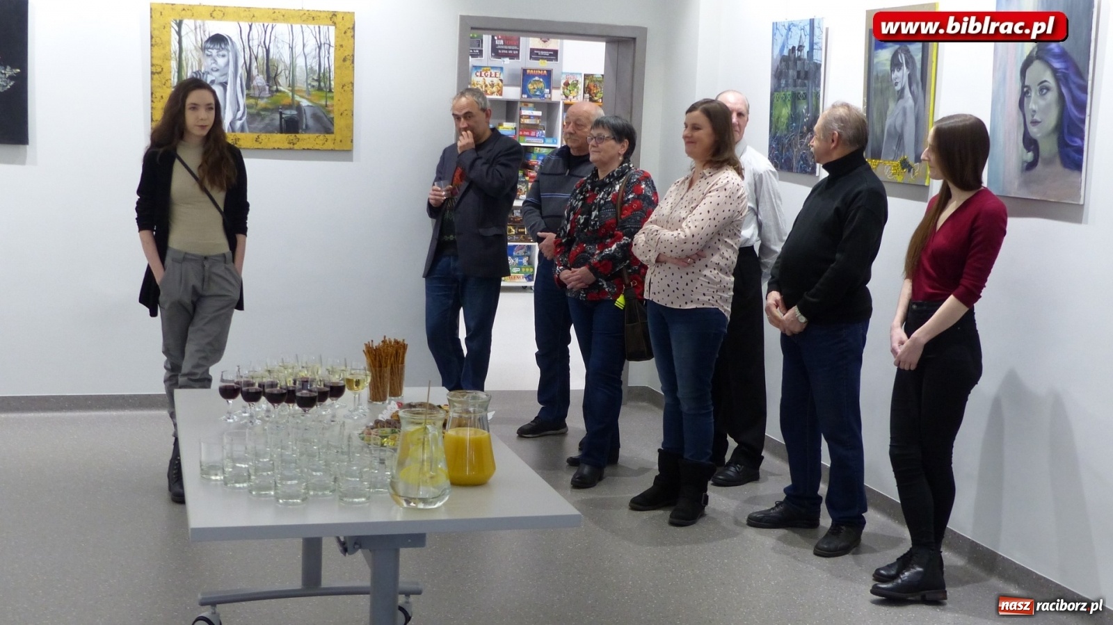 Zdjęcie w galerii na portalu naszraciborz.pl: Muza w raciborskiej bibliotece [FOTO] wiadomości z regionu