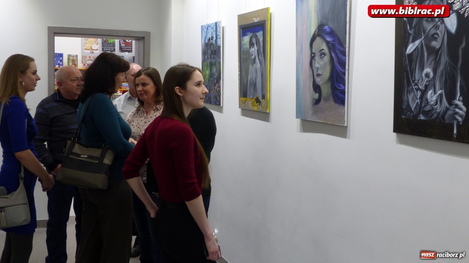 Zdjęcie w galerii na portalu naszraciborz.pl: Muza w raciborskiej bibliotece [FOTO] wiadomości z regionu