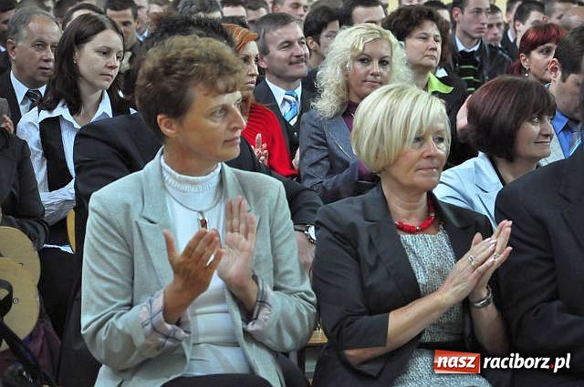 Zdjęcie w galerii na portalu naszraciborz.pl: Powiat rok szkolny rozpoczął w ZSM wiadomości z regionu