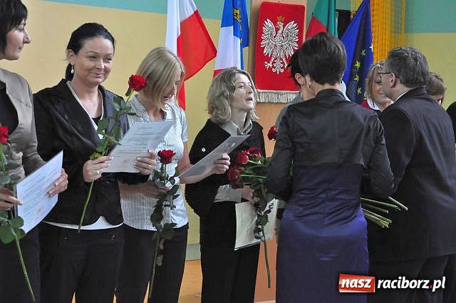 Zdjęcie w galerii na portalu naszraciborz.pl: Powiat rok szkolny rozpoczął w ZSM wiadomości z regionu