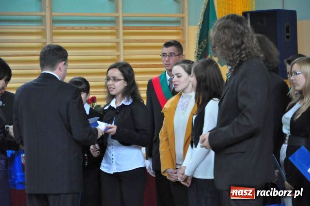 Zdjęcie w galerii na portalu naszraciborz.pl: Powiat rok szkolny rozpoczął w ZSM wiadomości z regionu