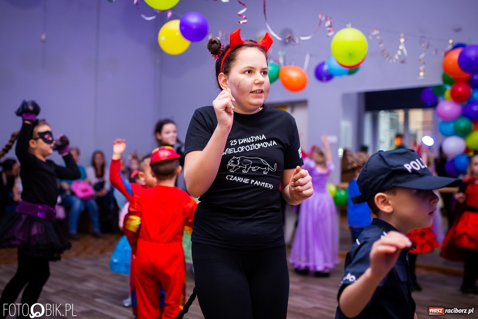 Zdjęcie w galerii na portalu naszraciborz.pl: Wspólna zabawa na Balu Karnawałowym w MDK wiadomości z regionu