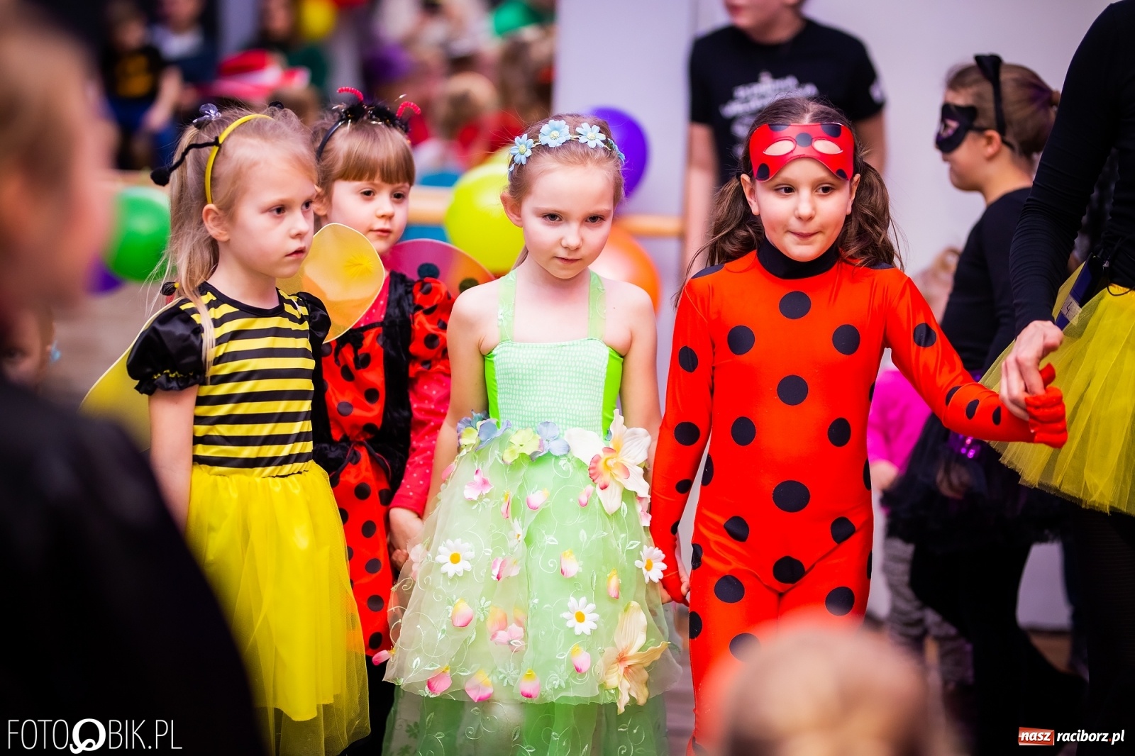 Zdjęcie w galerii na portalu naszraciborz.pl: Wspólna zabawa na Balu Karnawałowym w MDK wiadomości z regionu