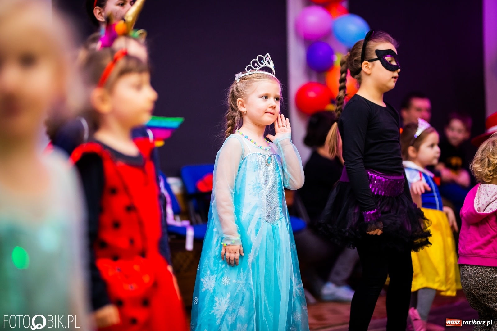 Zdjęcie w galerii na portalu naszraciborz.pl: Wspólna zabawa na Balu Karnawałowym w MDK wiadomości z regionu
