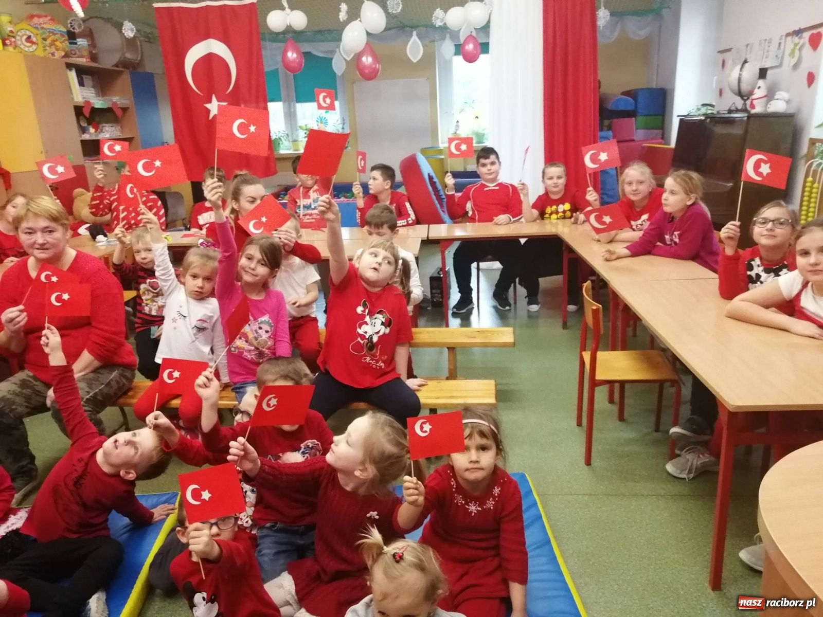 Zdjęcie w galerii na portalu naszraciborz.pl: Erasmus +. Tydzień Turecki w Brzeźnicy wiadomości z regionu
