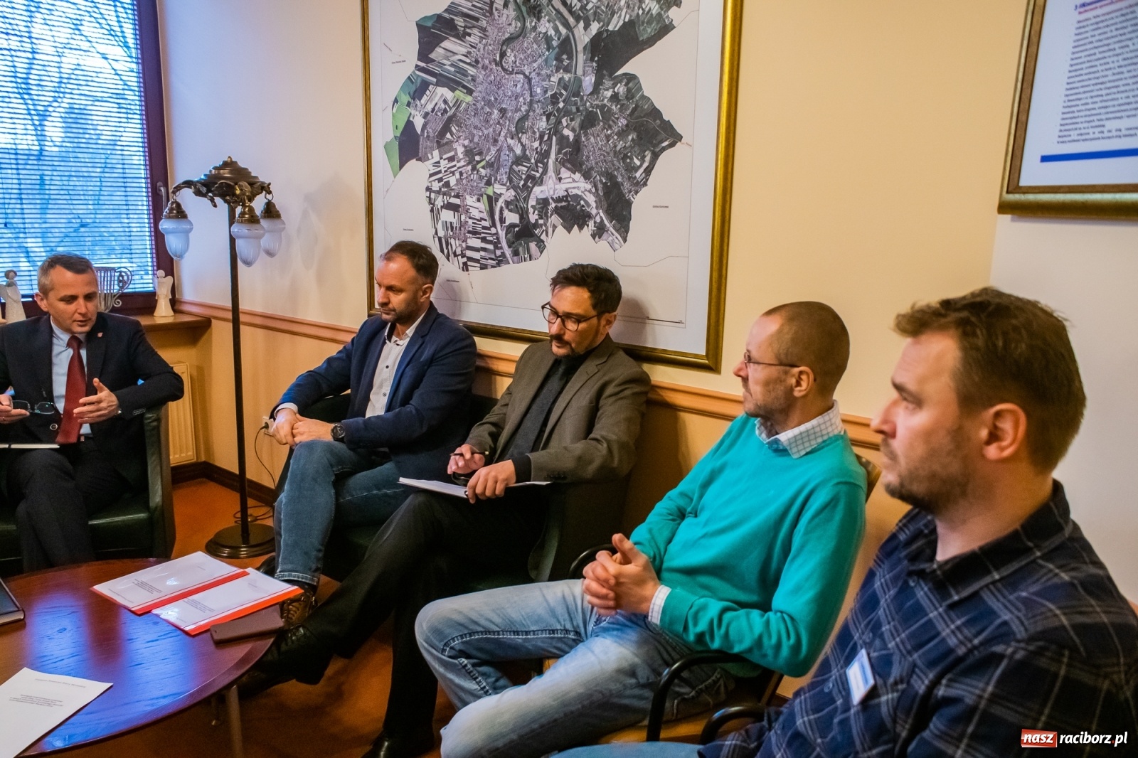 Zdjęcie w galerii na portalu naszraciborz.pl: Walka o przeprawę trwa. Ruszyła Inicjatywa Rowerowa Bramy Morawskiej wiadomości z regionu