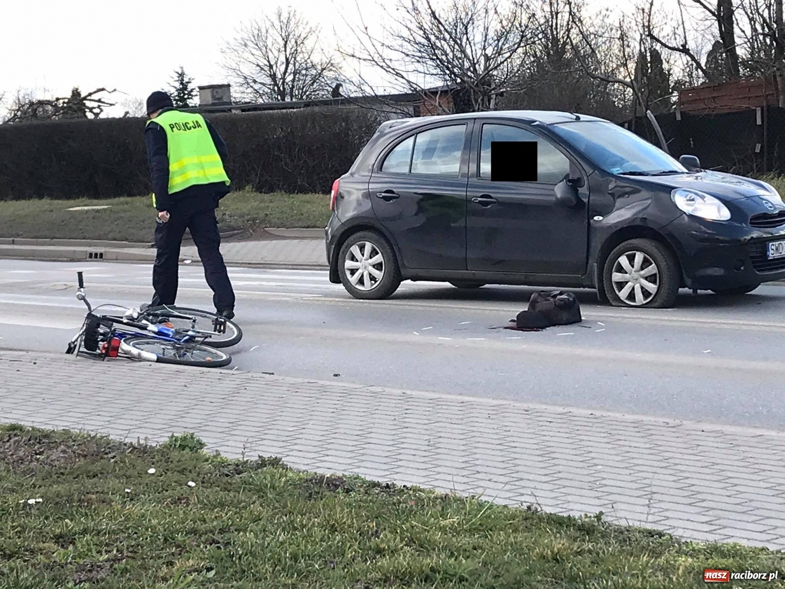 Zdjęcie w galerii na portalu naszraciborz.pl: Potrącenie rowerzysty na Rybnickiej [FOTO] wiadomości z regionu