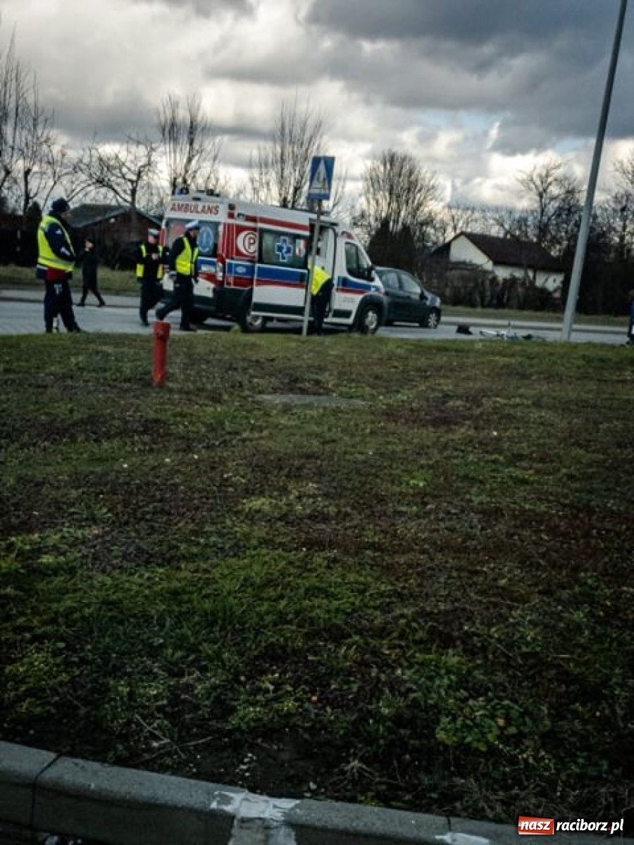 Zdjęcie w galerii na portalu naszraciborz.pl: Potrącenie rowerzysty na Rybnickiej [FOTO] wiadomości z regionu
