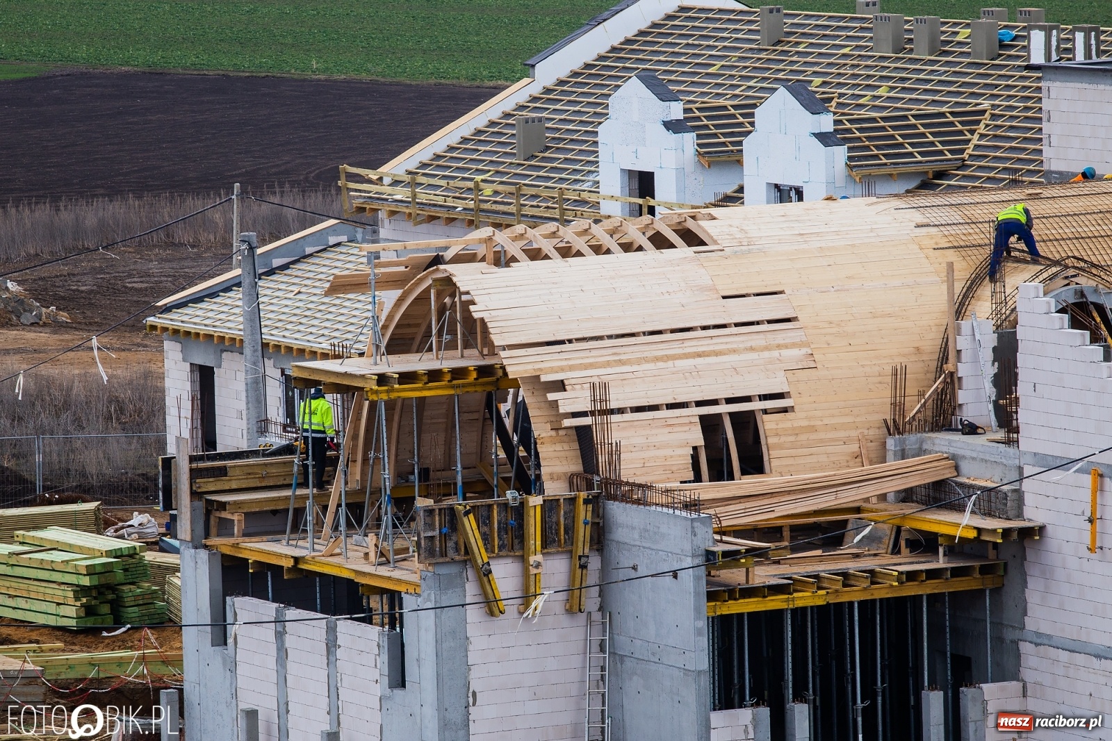 Zdjęcie w galerii na portalu naszraciborz.pl: Raport z placów budów. Klasztor w Pietrowicach oraz wschodnia obwodnica  wiadomości z regionu