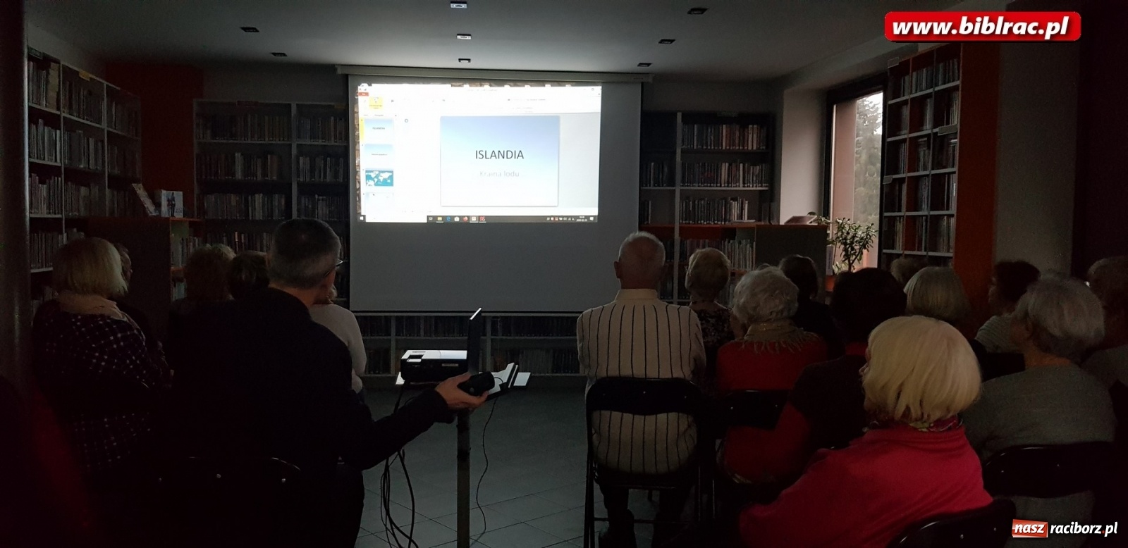 Zdjęcie w galerii na portalu naszraciborz.pl: Islandia w pigułce. Slajdowisko w bibliotece na Ostrogu wiadomości z regionu