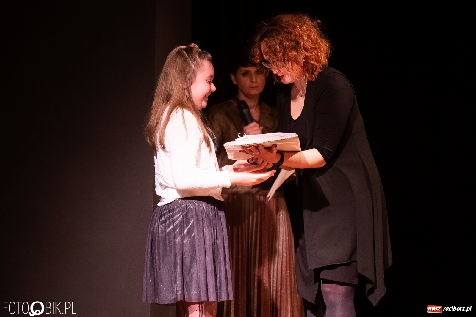 Zdjęcie w galerii na portalu naszraciborz.pl: Rozstrzygnięcie Powiatowego Konkursu Plastycznego Moja Walentynka wiadomości z regionu