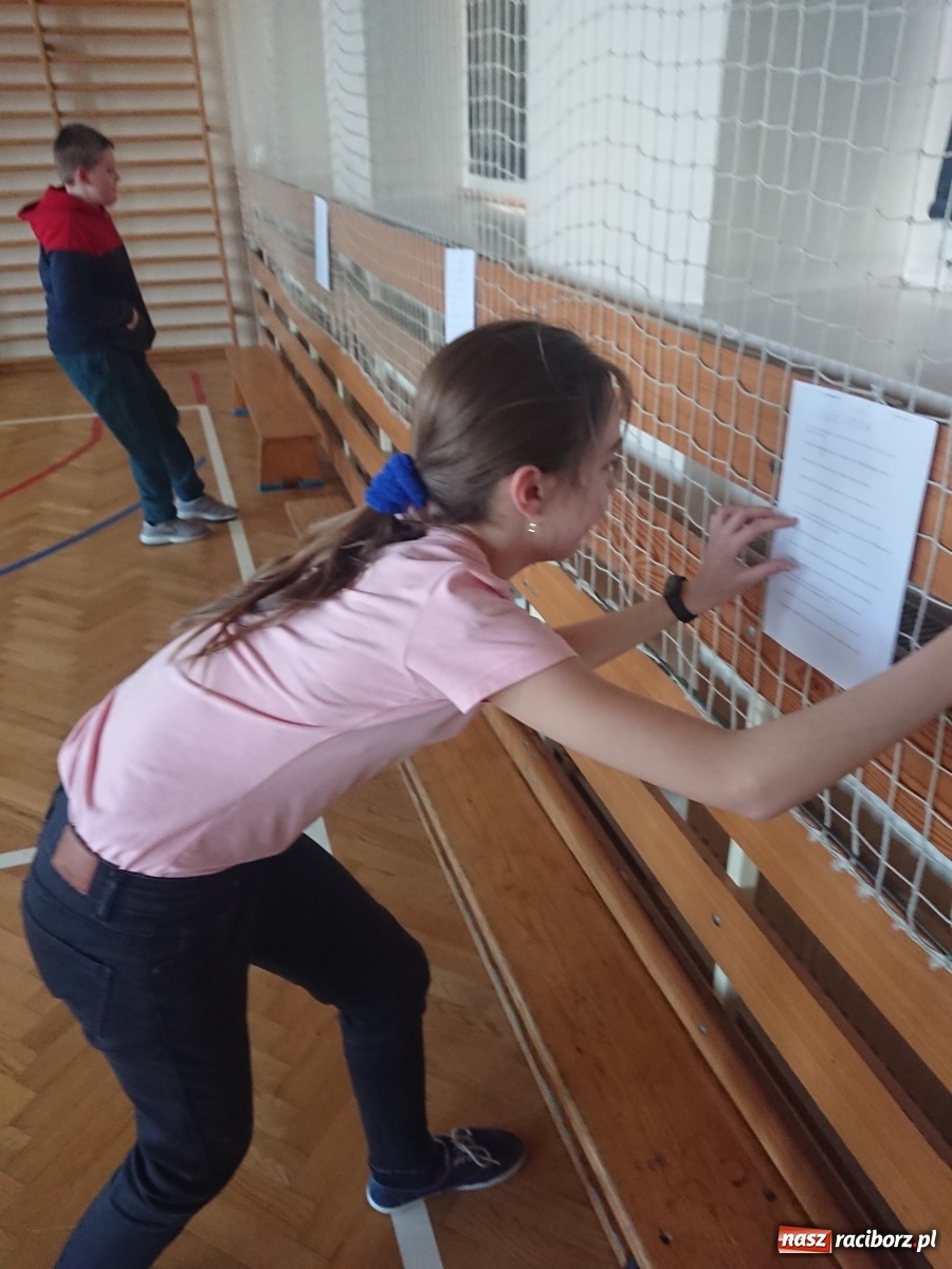 Zdjęcie w galerii na portalu naszraciborz.pl: Multimedialny Dzień Języka Ojczystego na Płoni wiadomości z regionu