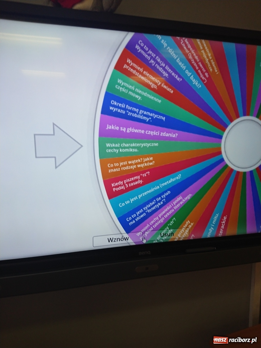 Zdjęcie w galerii na portalu naszraciborz.pl: Multimedialny Dzień Języka Ojczystego na Płoni wiadomości z regionu