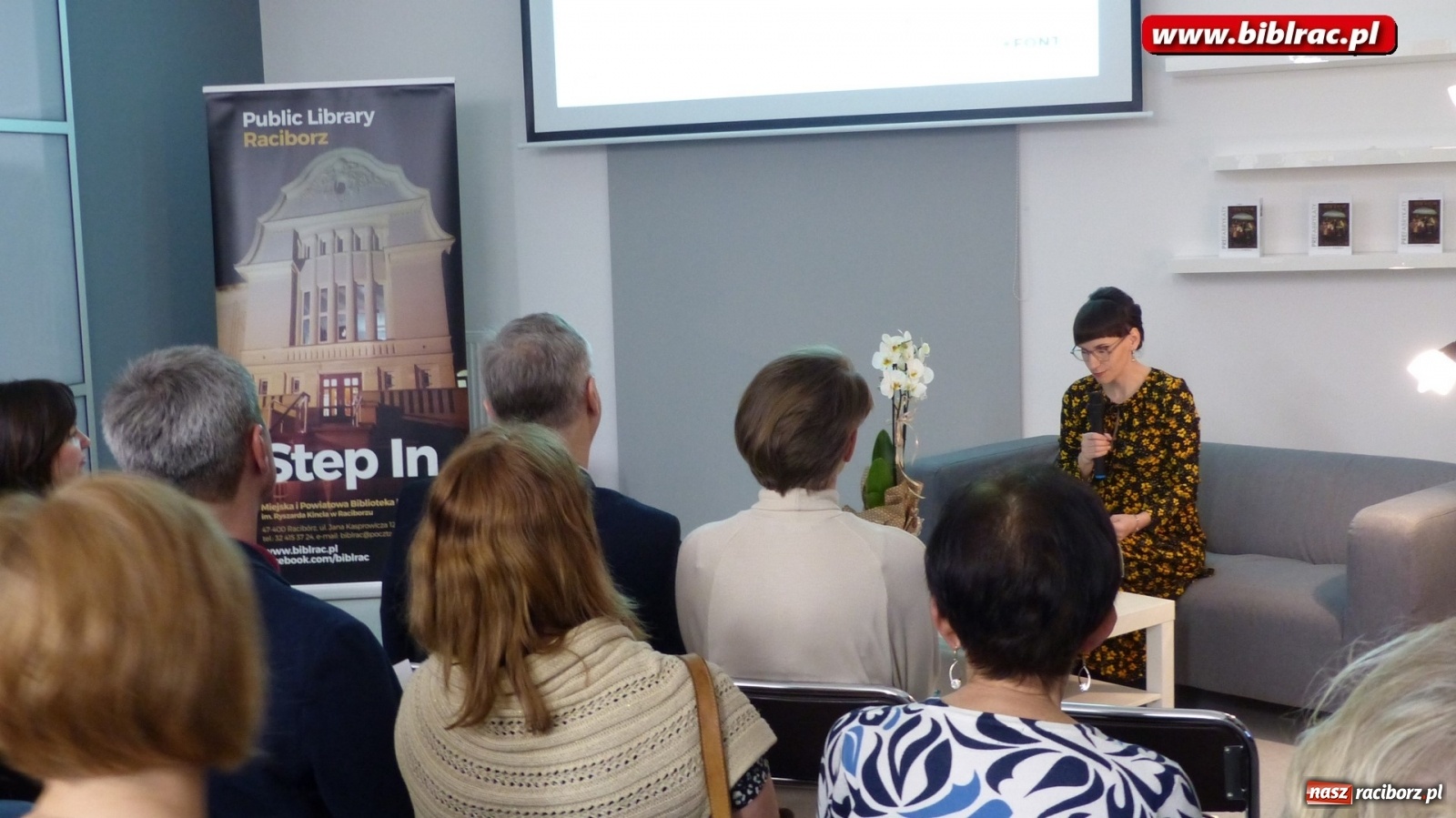 Zdjęcie w galerii na portalu naszraciborz.pl: PREFABRYKATY Katarzyny Rybińskiej – wieczór poezji w bibliotece wiadomości z regionu