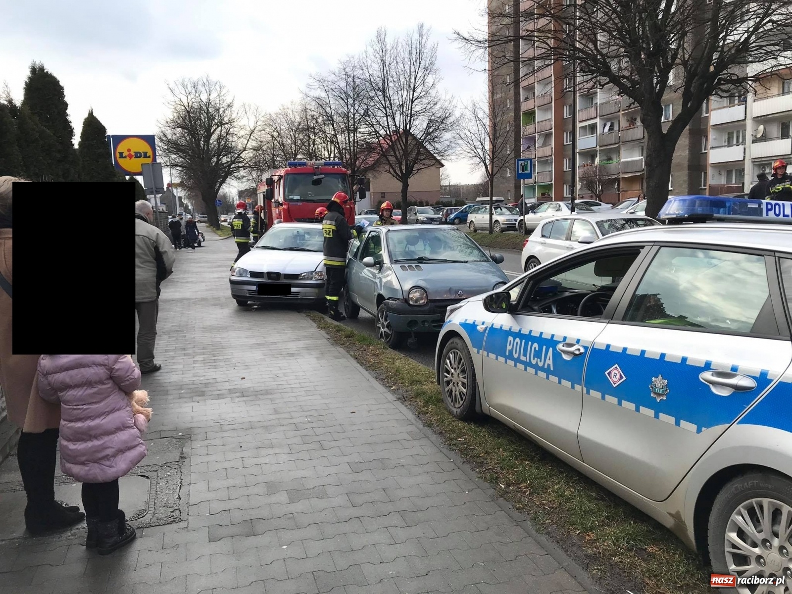 Zdjęcie w galerii na portalu naszraciborz.pl: Zderzenie na Opawskiej [FOTO]  wiadomości z regionu