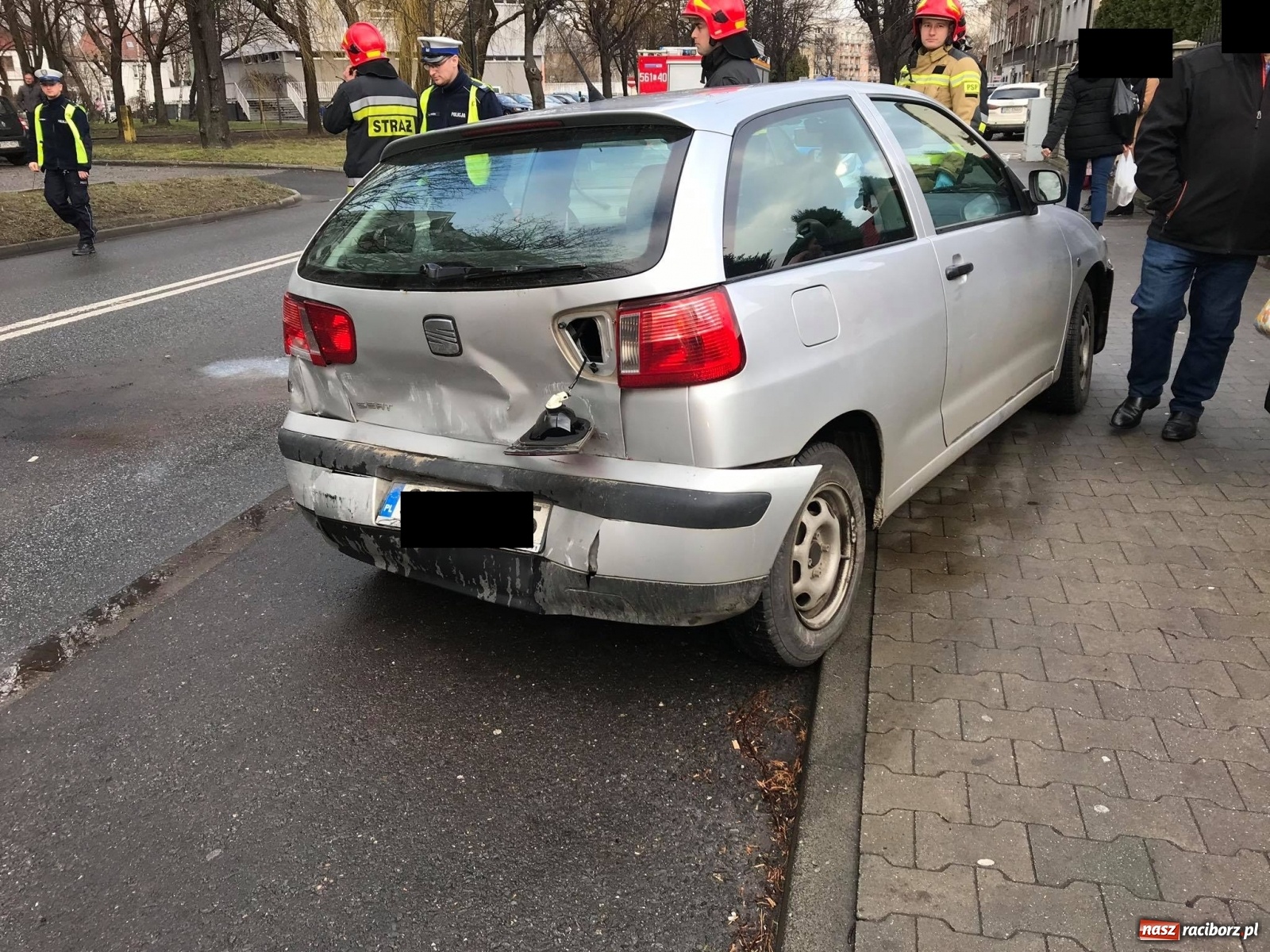Zdjęcie w galerii na portalu naszraciborz.pl: Zderzenie na Opawskiej [FOTO]  wiadomości z regionu