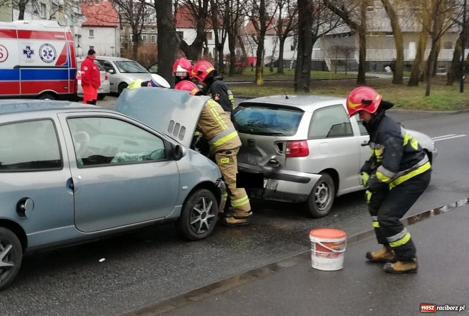 Zdjęcie w galerii na portalu naszraciborz.pl: Zderzenie na Opawskiej [FOTO]  wiadomości z regionu