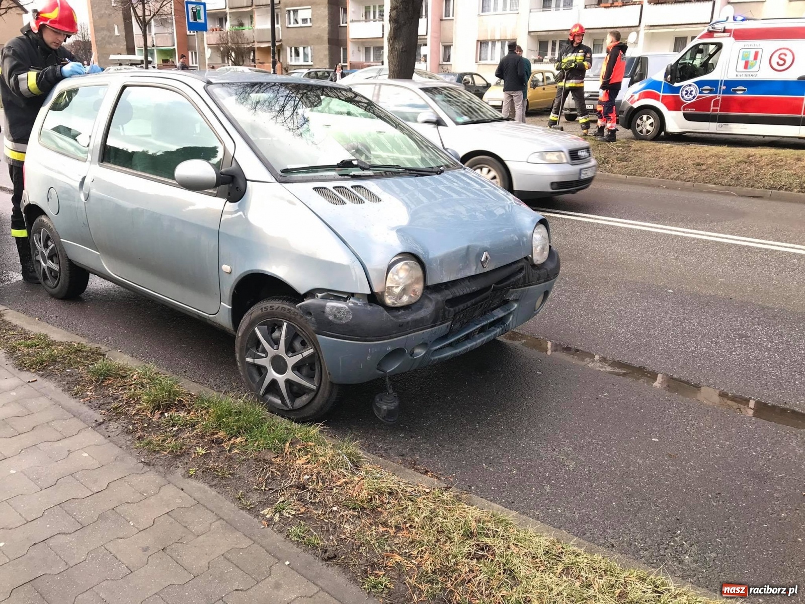 Zdjęcie w galerii na portalu naszraciborz.pl: Zderzenie na Opawskiej [FOTO]  wiadomości z regionu