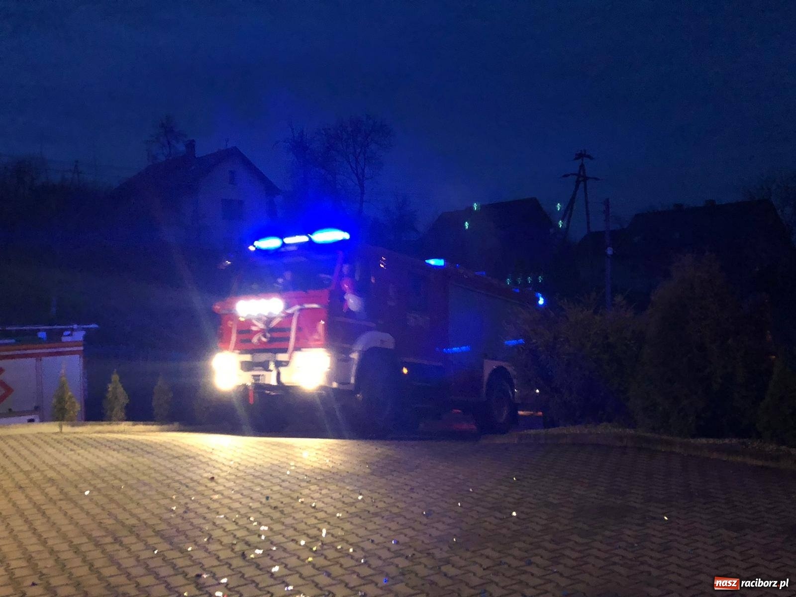 Zdjęcie w galerii na portalu naszraciborz.pl: OSP Strzybnik powitała nowego kamaza  wiadomości z regionu