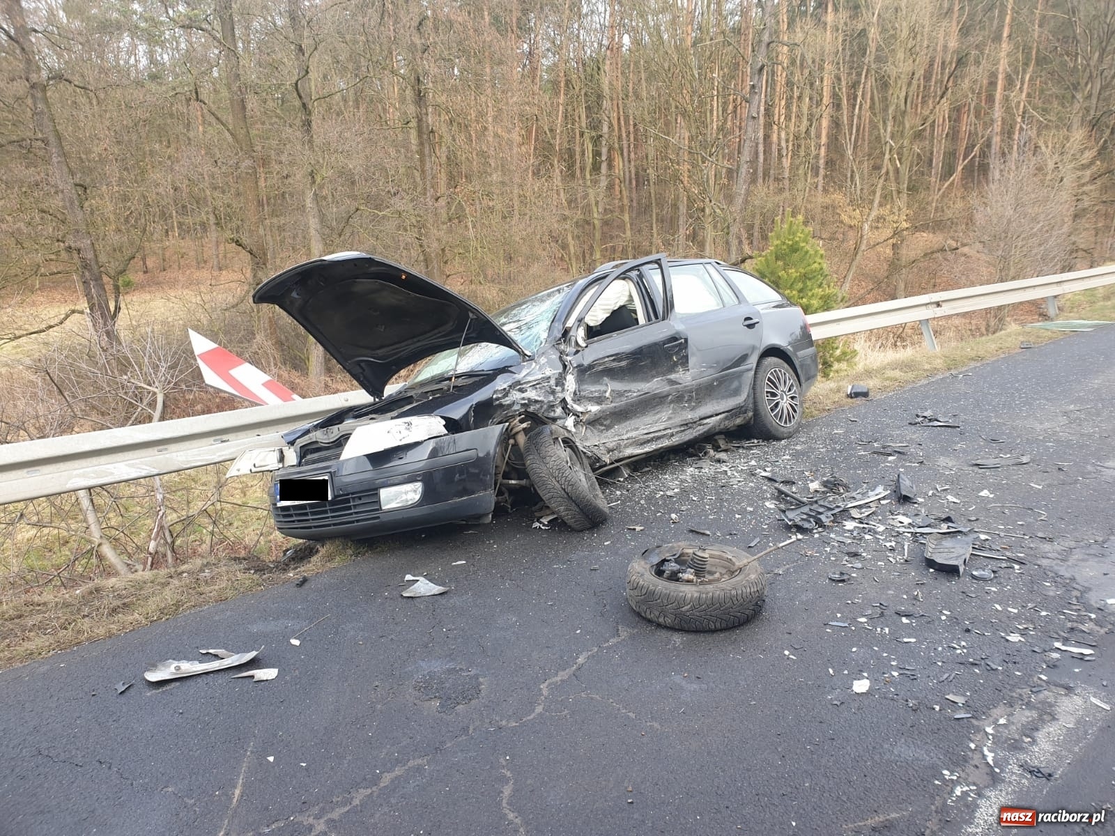 Zdjęcie w galerii na portalu naszraciborz.pl: Nie spowodował wypadku, ale zatrzymano mu prawo jazdy  wiadomości z regionu