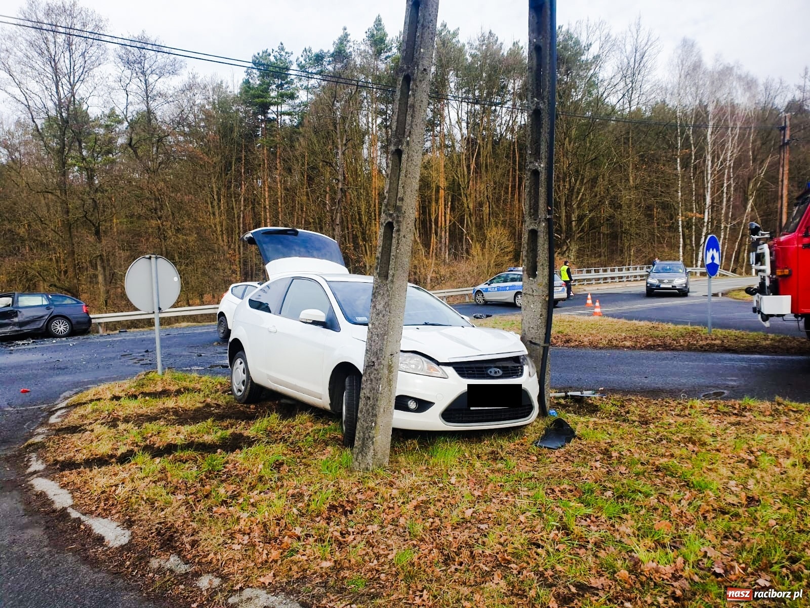 Zdjęcie w galerii na portalu naszraciborz.pl: Pięć osób rannych w zderzeniu na trasie Racibórz-Gliwice  wiadomości z regionu