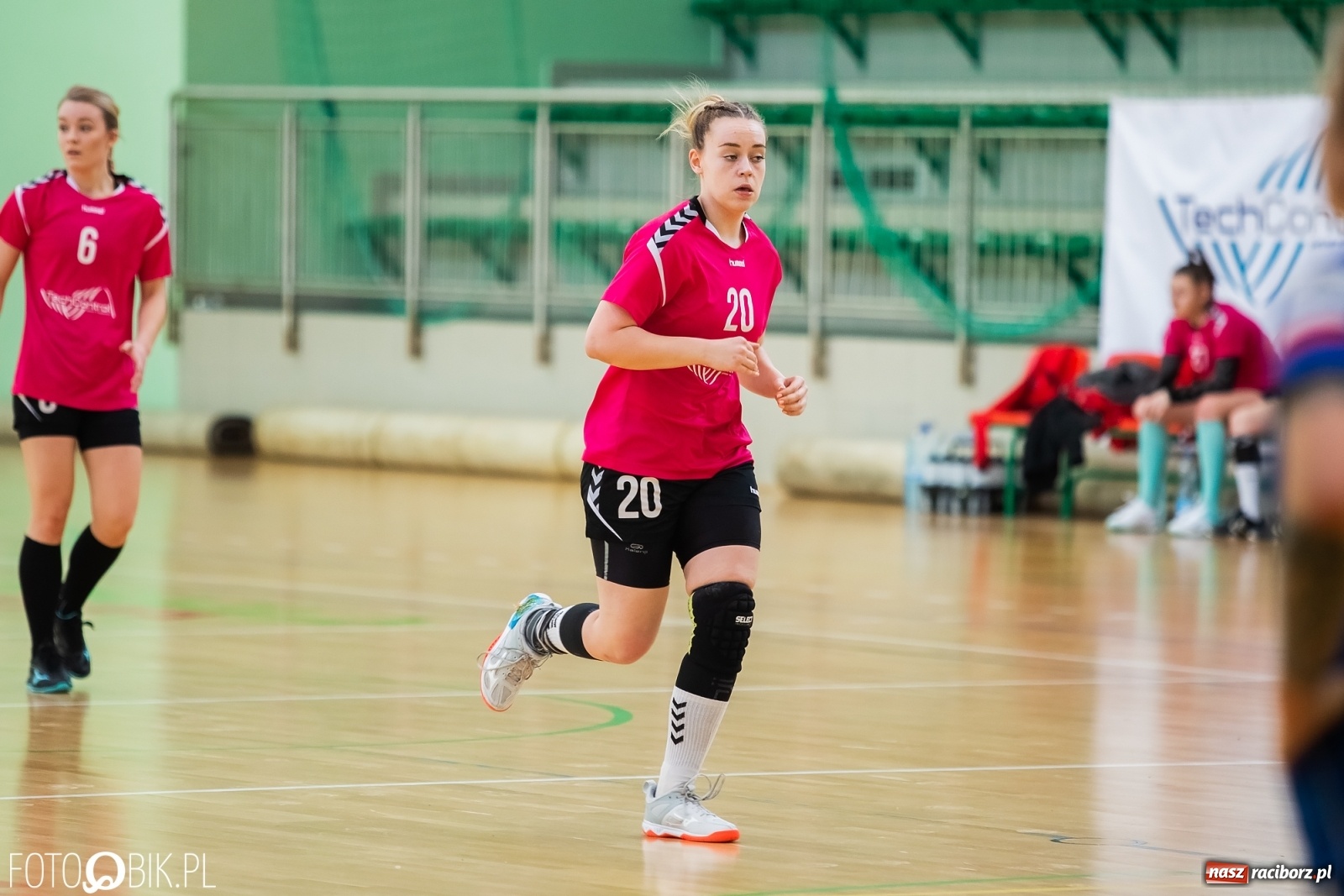 Zdjęcie w galerii na portalu naszraciborz.pl: Piłka ręczna. Szczypiornistki Startu Pietrowice nie sprostały liderowi [FOTO] wiadomości z regionu