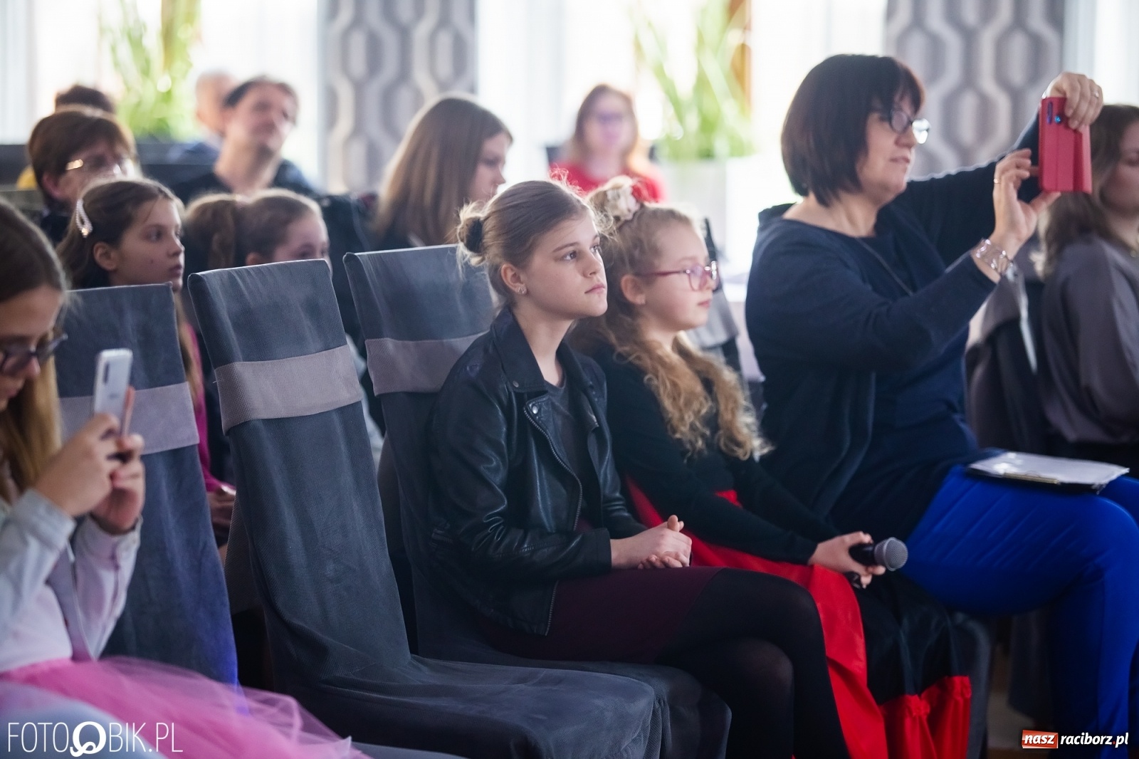 Zdjęcie w galerii na portalu naszraciborz.pl: Koncert walentynkowy wokalistów Studia ARS wiadomości z regionu