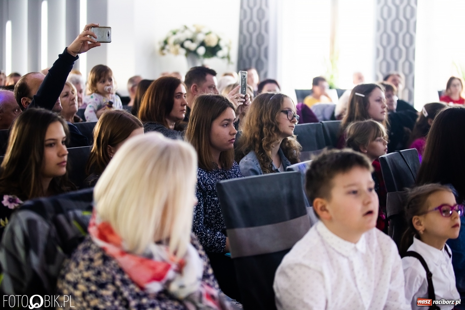 Zdjęcie w galerii na portalu naszraciborz.pl: Koncert walentynkowy wokalistów Studia ARS wiadomości z regionu