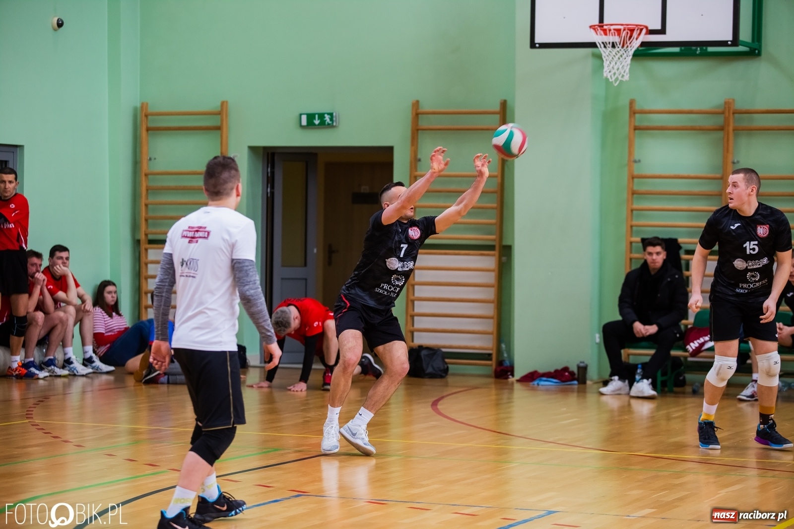 Zdjęcie w galerii na portalu naszraciborz.pl: Niedziela w RLPS. Faworyci ze zwycięstwami [FOTO] wiadomości z regionu