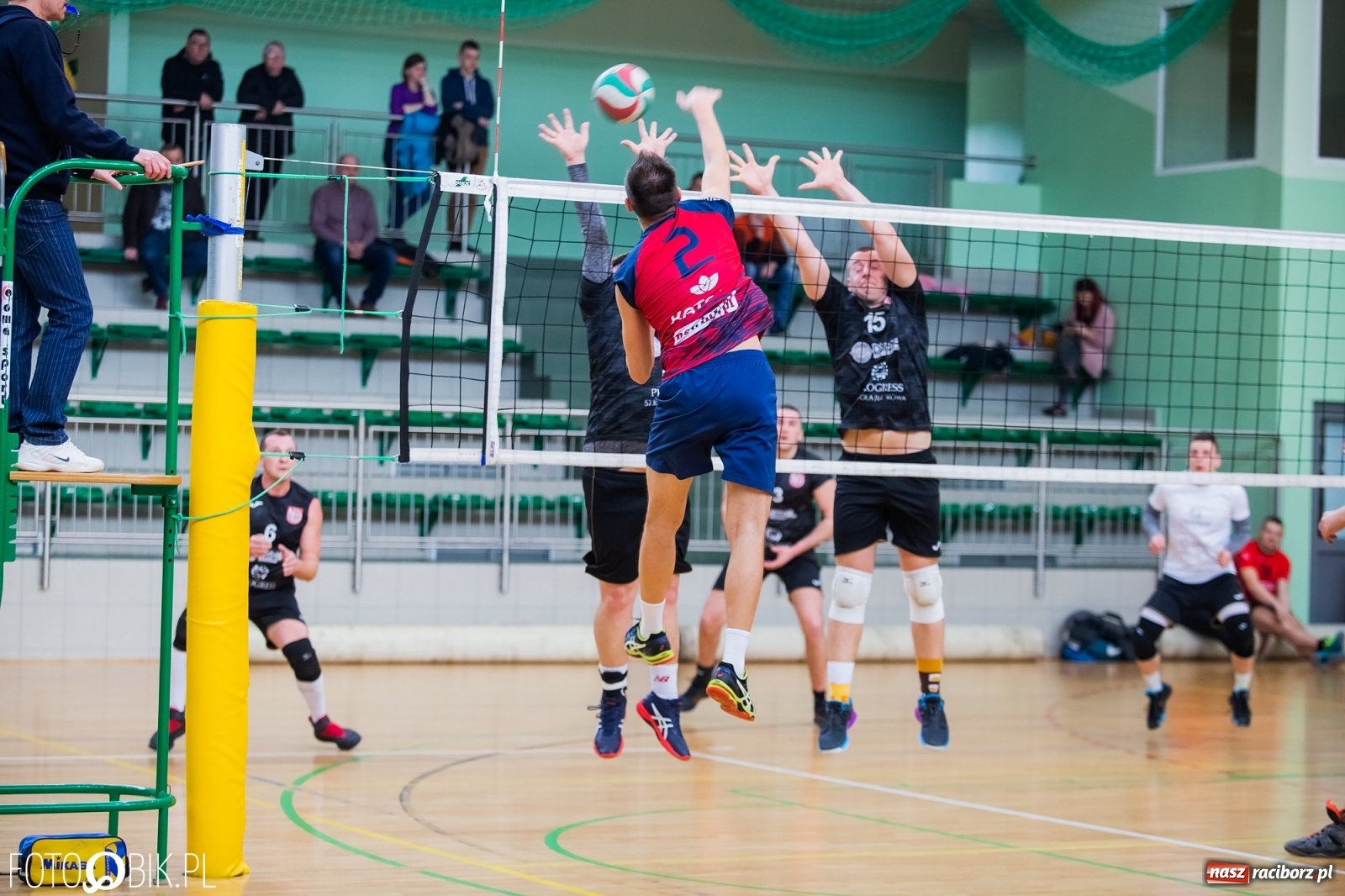 Zdjęcie w galerii na portalu naszraciborz.pl: Niedziela w RLPS. Faworyci ze zwycięstwami [FOTO] wiadomości z regionu