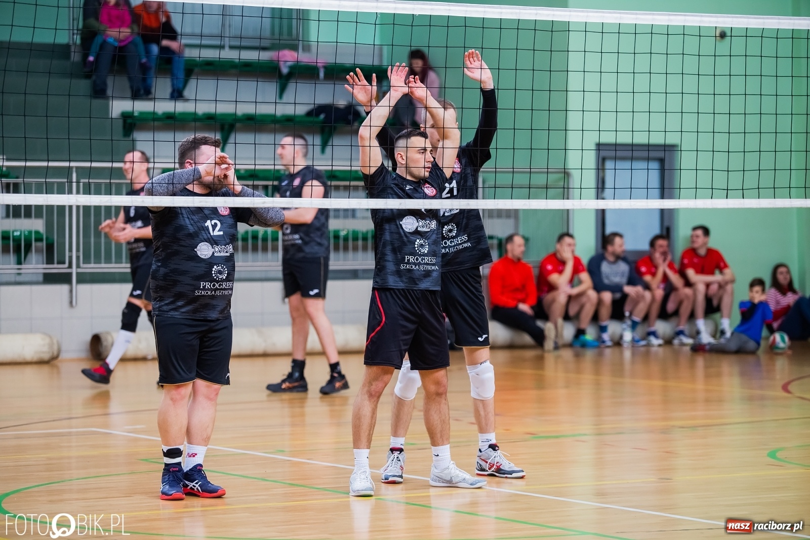 Zdjęcie w galerii na portalu naszraciborz.pl: Niedziela w RLPS. Faworyci ze zwycięstwami [FOTO] wiadomości z regionu