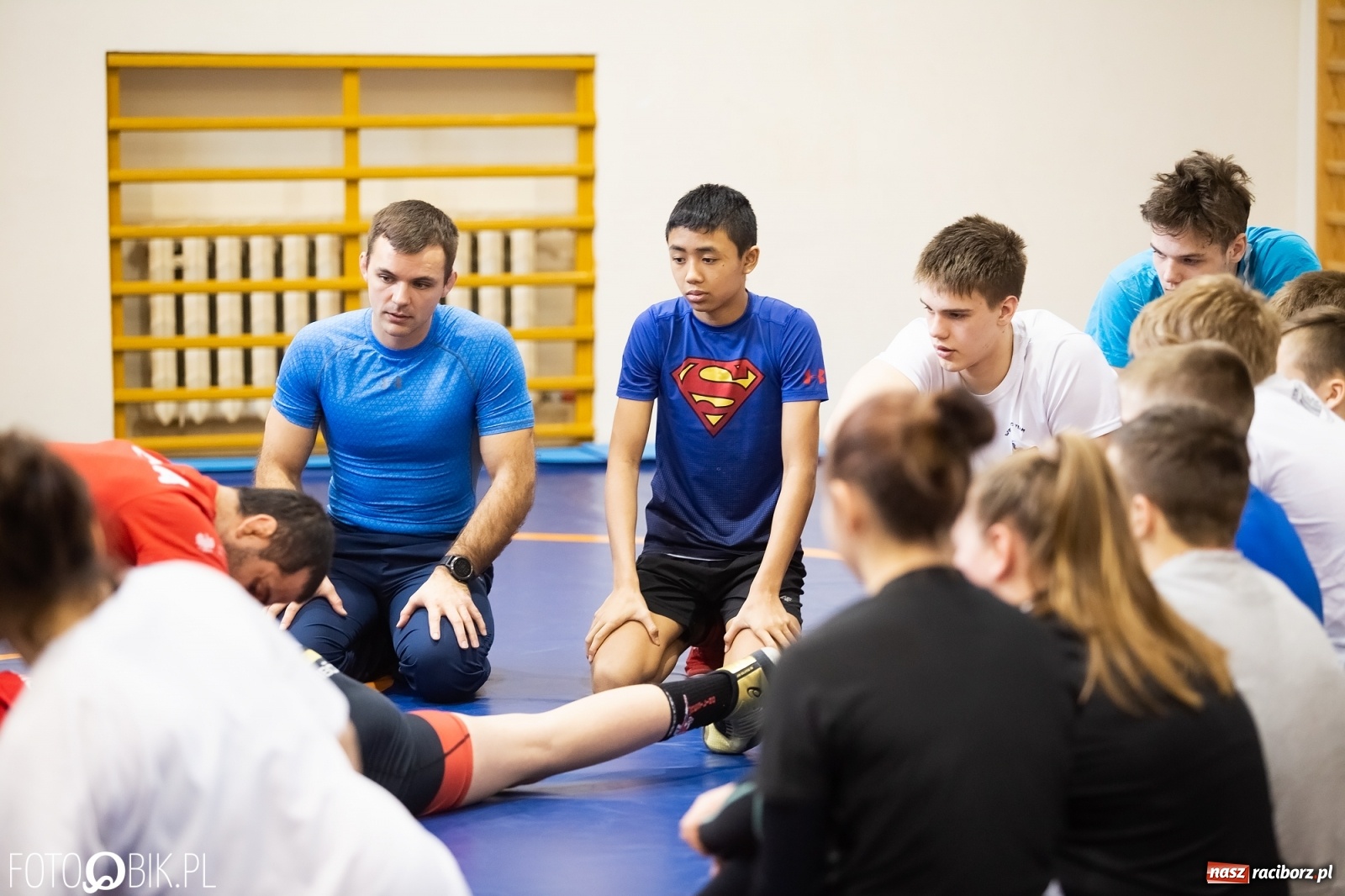Zdjęcie w galerii na portalu naszraciborz.pl: Wicemistrz Europy w zapasach odwiedził uczniów ZSOMS [FOTO i WIDEO] wiadomości z regionu