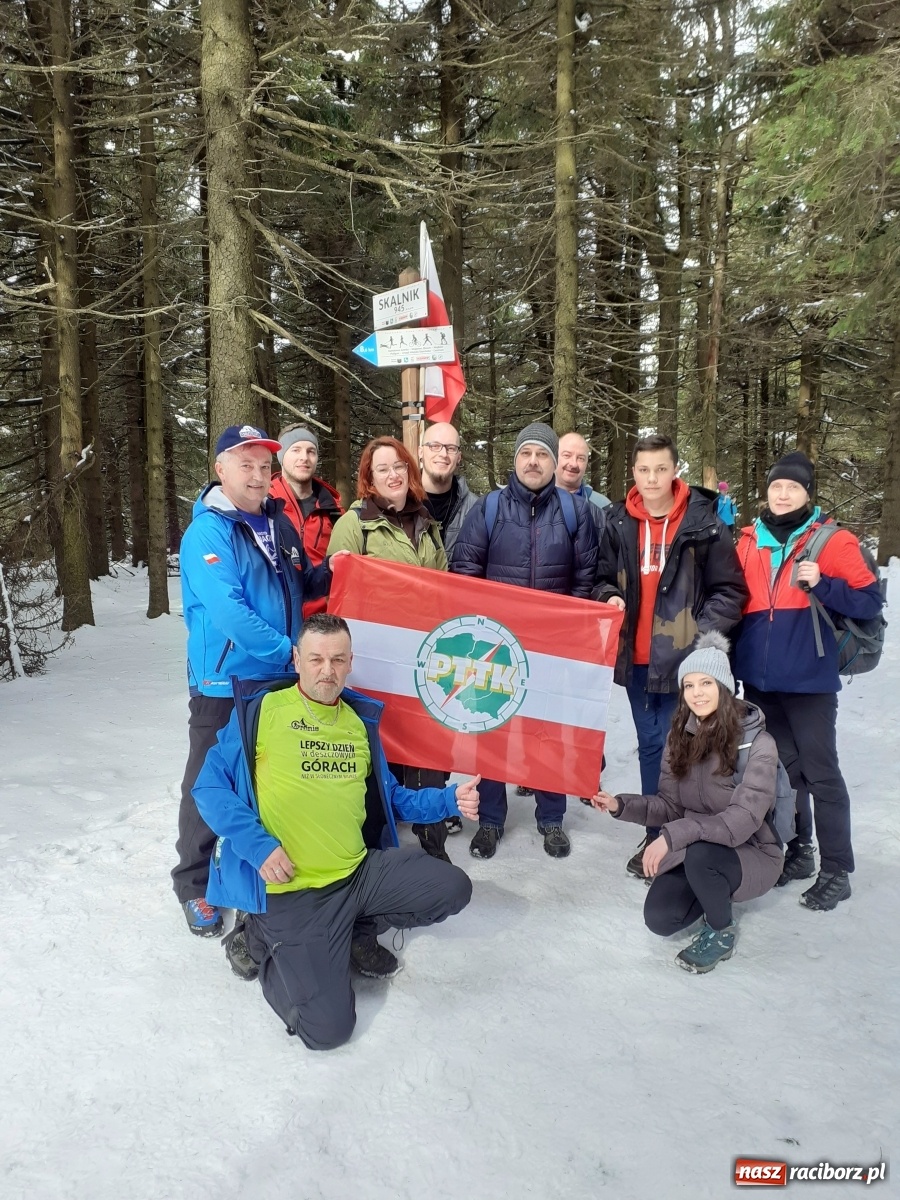 Zdjęcie w galerii na portalu naszraciborz.pl: Raciborzanie zdobyli kolejne szczyty wiadomości z regionu