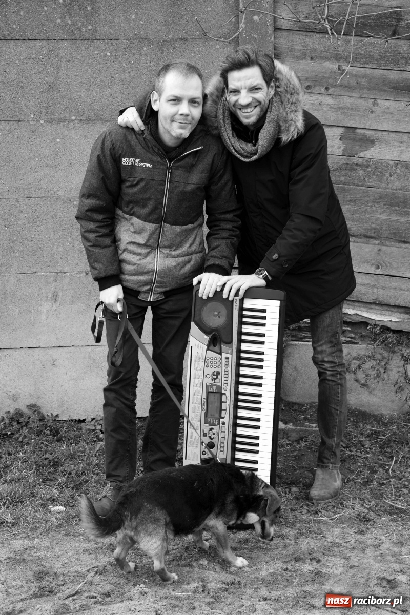 Zdjęcie w galerii na portalu naszraciborz.pl: Raciborscy artyści dla raciborskiego schroniska wiadomości z regionu