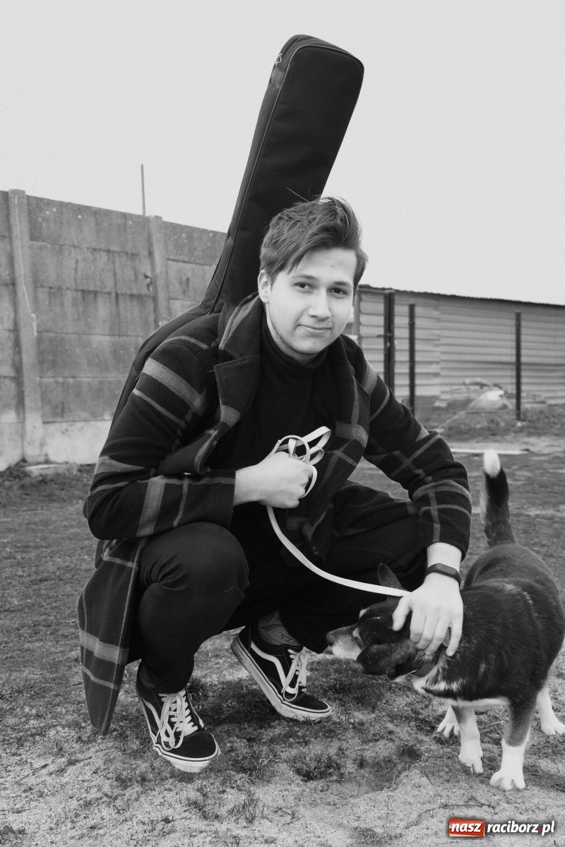 Zdjęcie w galerii na portalu naszraciborz.pl: Raciborscy artyści dla raciborskiego schroniska wiadomości z regionu