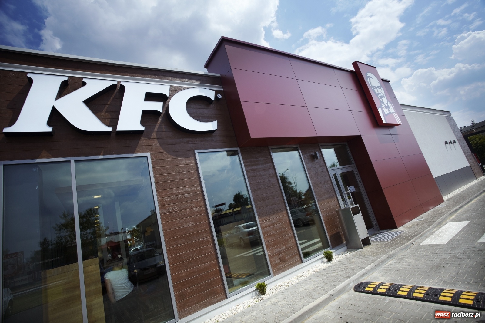 Zdjęcie w galerii na portalu naszraciborz.pl: W Raciborzu powstanie restauracja KFC!  wiadomości z regionu