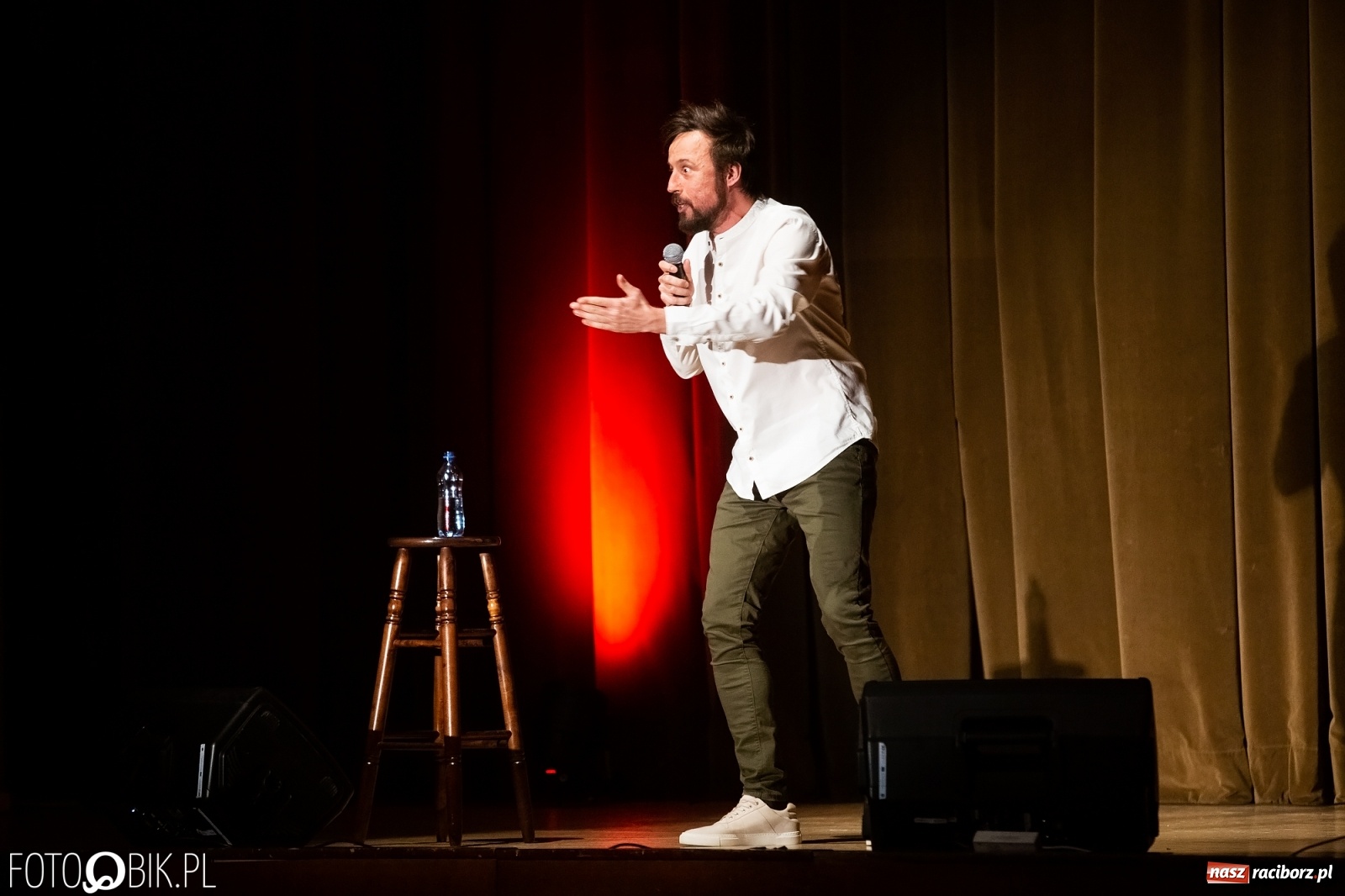 Zdjęcie w galerii na portalu naszraciborz.pl: Stand-uper Abelard Giza wystąpił w RCK wiadomości z regionu