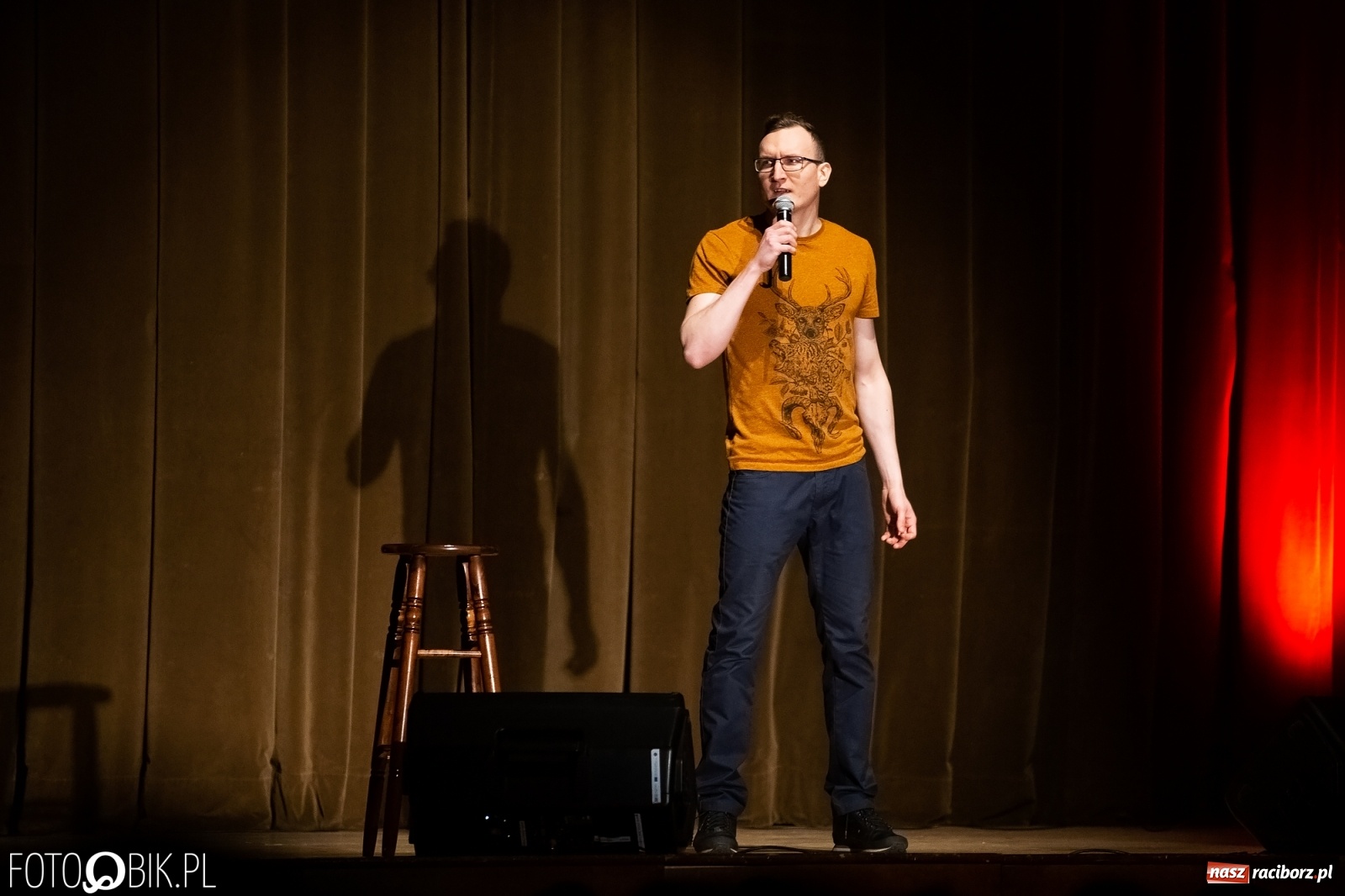 Zdjęcie w galerii na portalu naszraciborz.pl: Stand-uper Abelard Giza wystąpił w RCK wiadomości z regionu